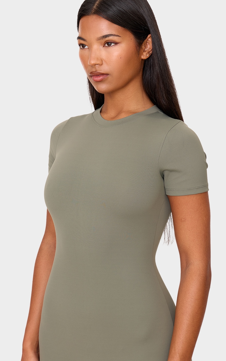 Combishort moulant en Sculpt vert olive à manches courtes image 4