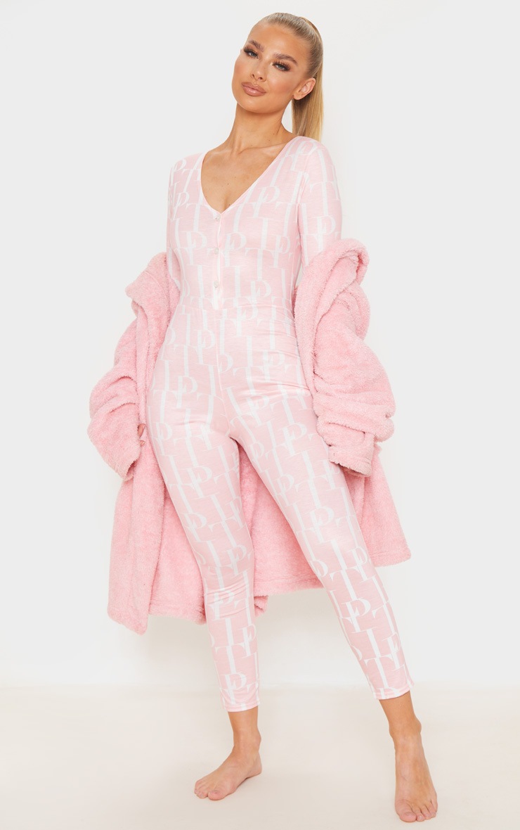 PRETTYLITTLETHING - Onesie rose à boutons