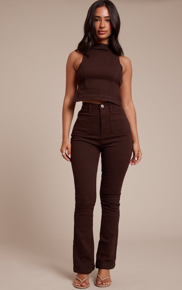 Petite Jean flare ajusté chocolat foncé