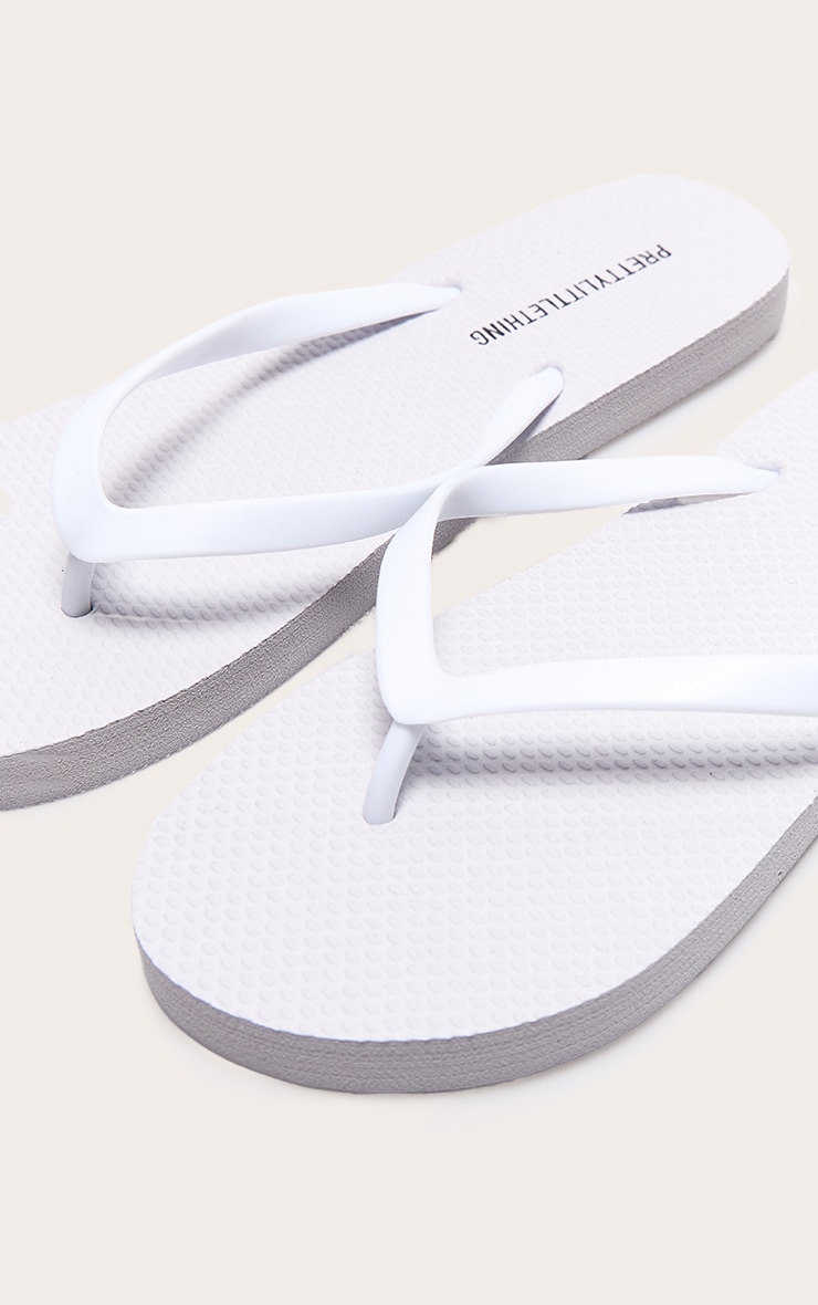 Black & White Flip Flops 2 Pack image 4