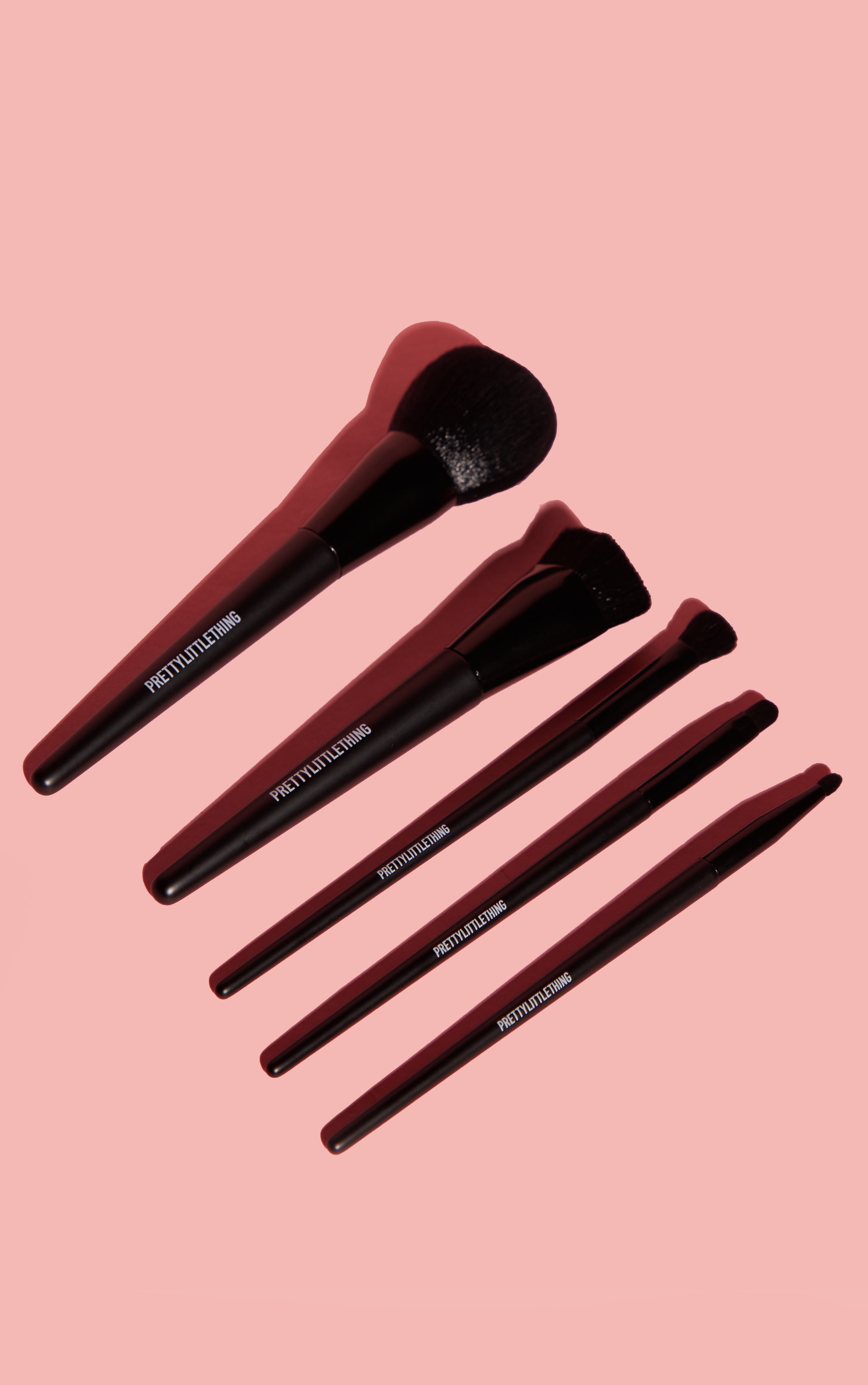 PRETTYLITTLETHING Black 5 Piece Face Brush Set with Brush Holder image 3