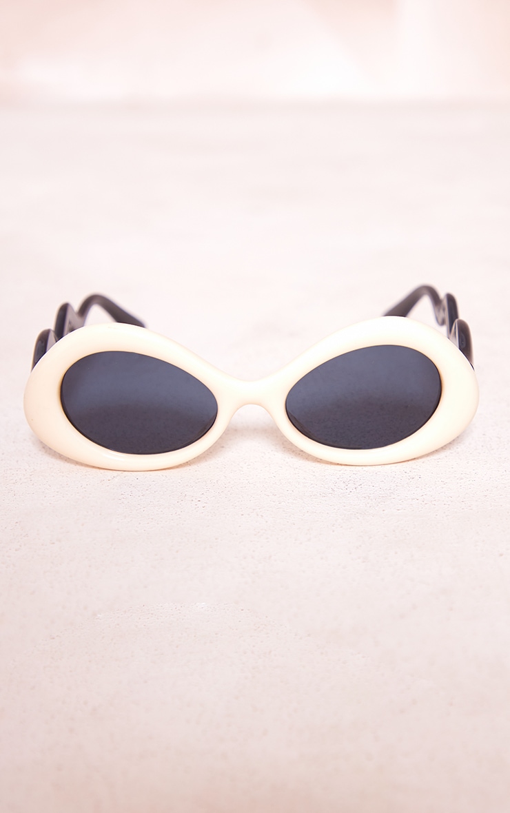 Monochrome Bubble Contrast Zig Zag Arms Round Frame Sunglasses image 2