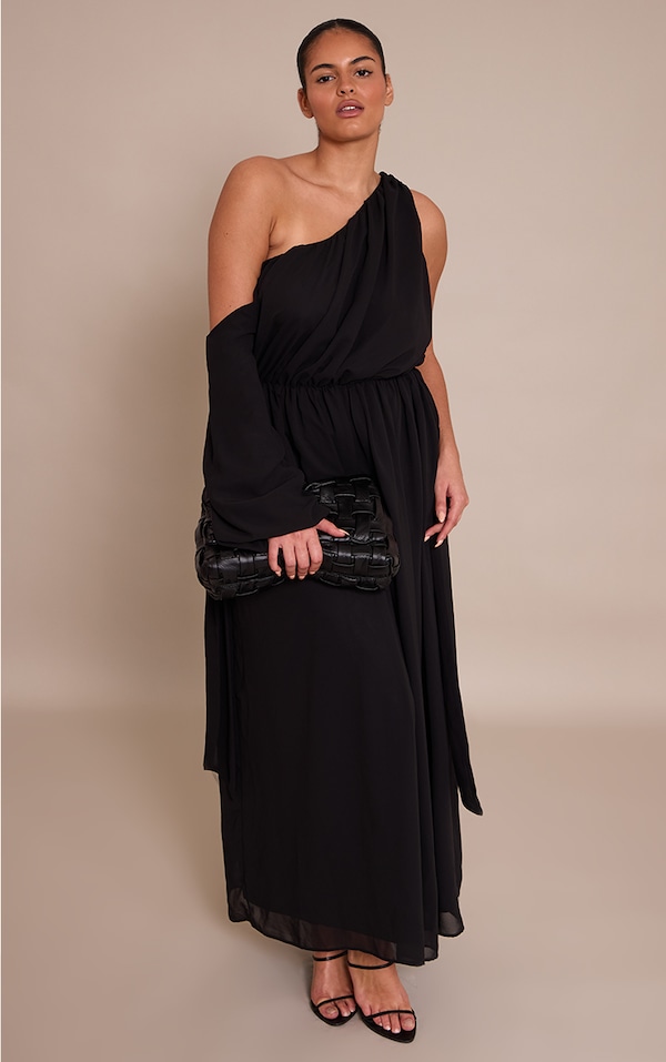 Plus Robe longue en mousseline de soie noire drapée à manches longues