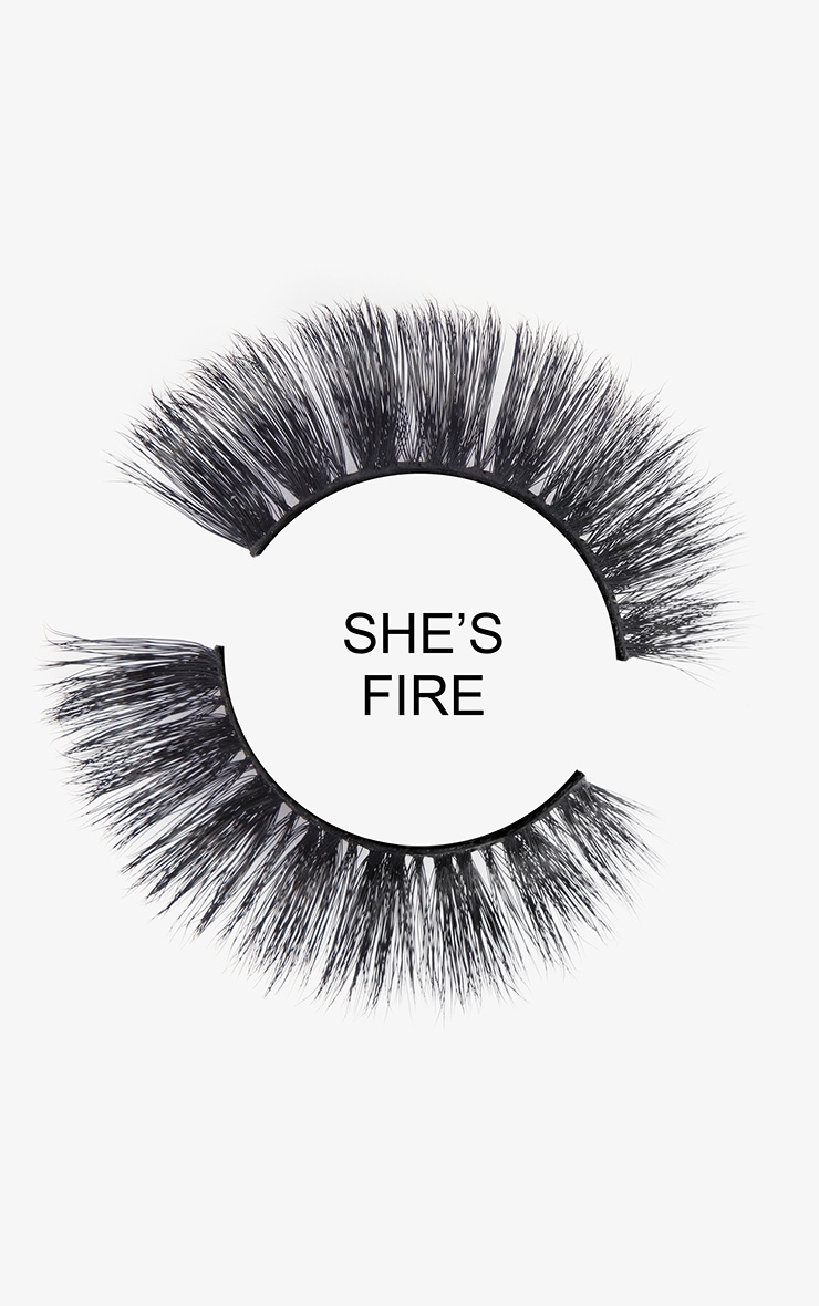 PRETTYLITTLETHING X Tatti Lashes She's Fire image 5