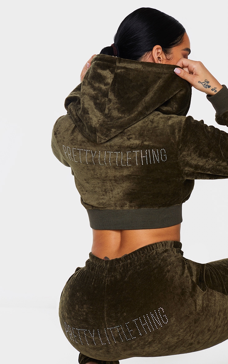 PRETTYLITTLETHING Shape Khaki Velour Extreme Crop Sweater