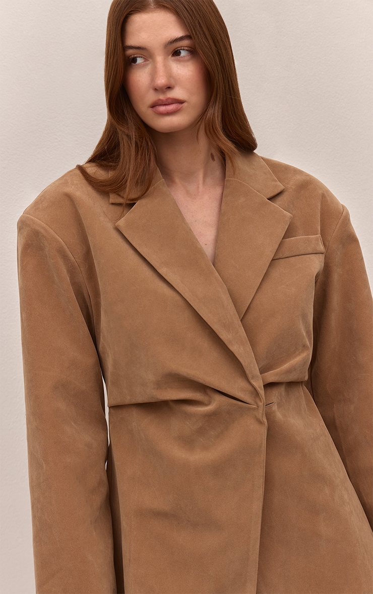 Blazer en suédine taupe à taille cintrée image 4