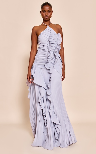 Robe longue bleu gris plissée à dos nu et volants
