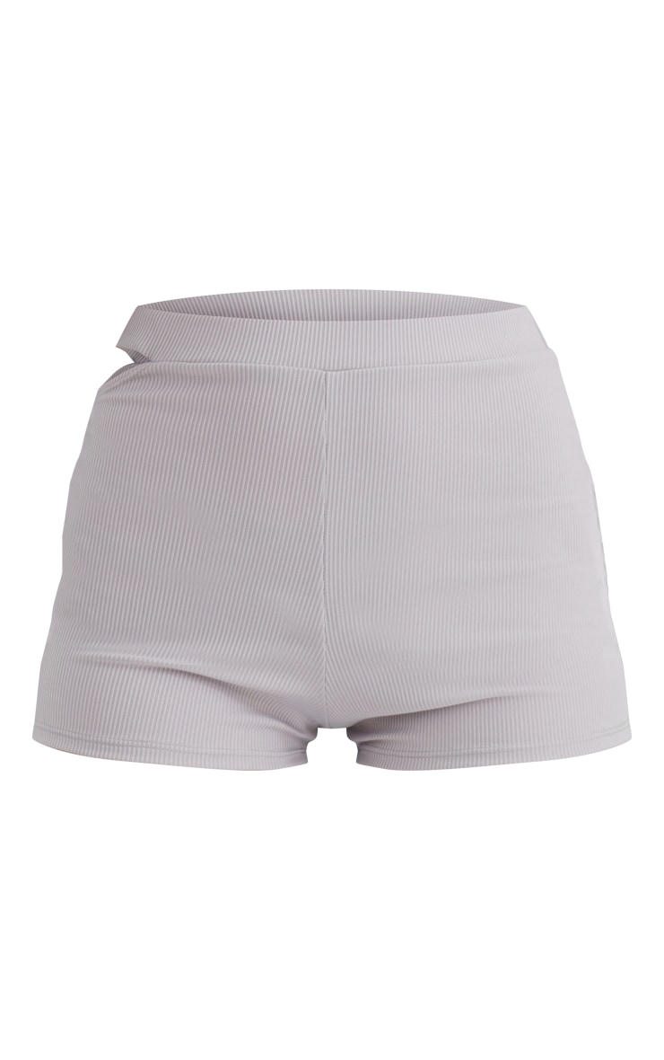 Short en jean découpé ourlet effiloché à bouton | Mode en ligne | SHEIN