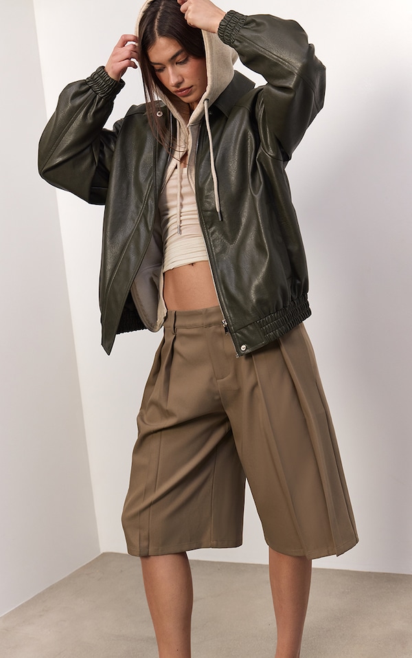 Camel Woven Pleat Detail Jorts