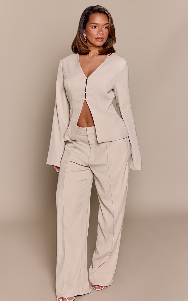 Shape Stone Hook &  Eye Fitted Blazer  image 3