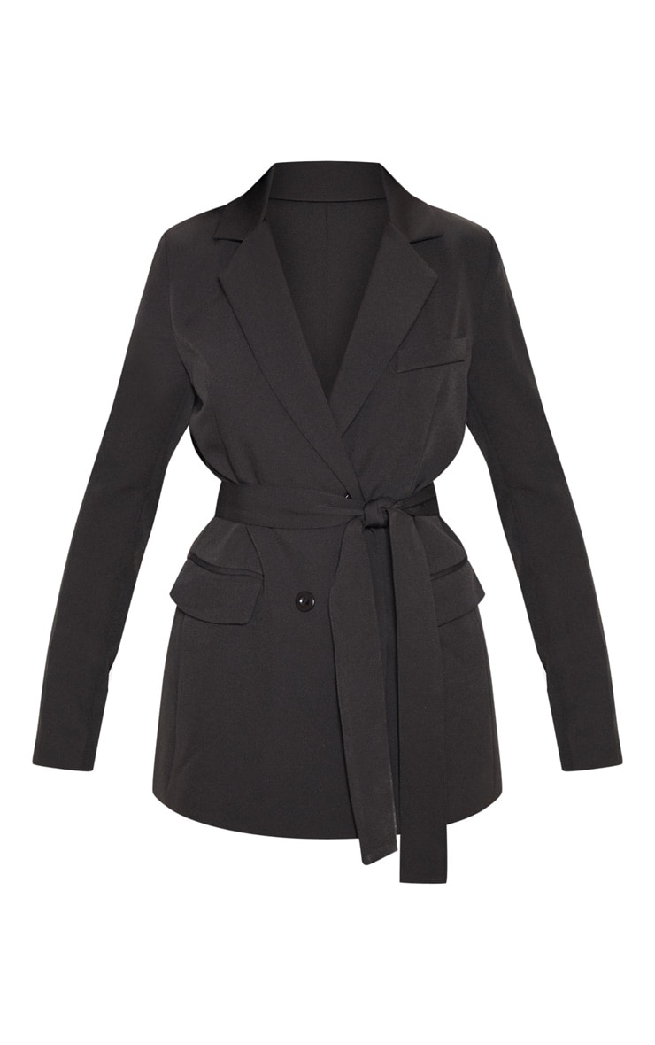 Blazer ceinturé noir profond | PrettyLittleThing FR