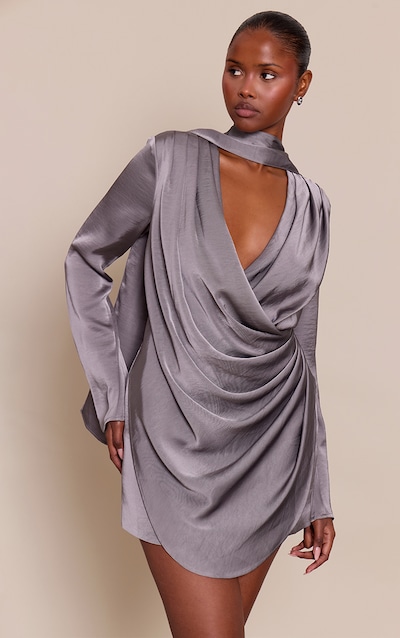 Robe chemise satinée gris anthracite à détail drapé
