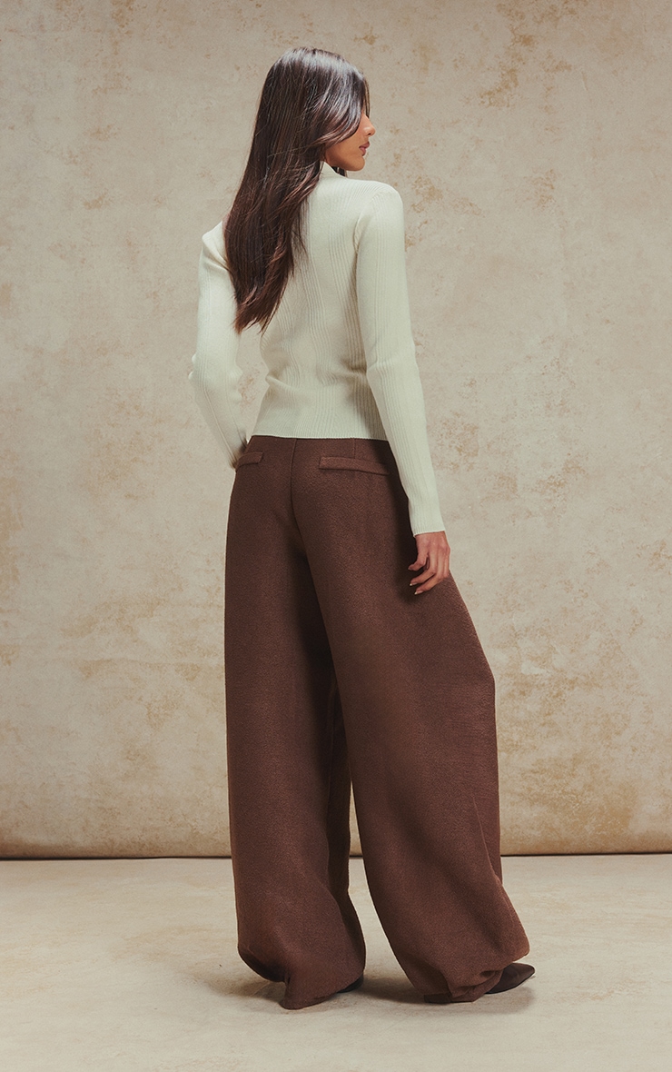 Top polo en maille tricot côtelée crème à manches longues image 2