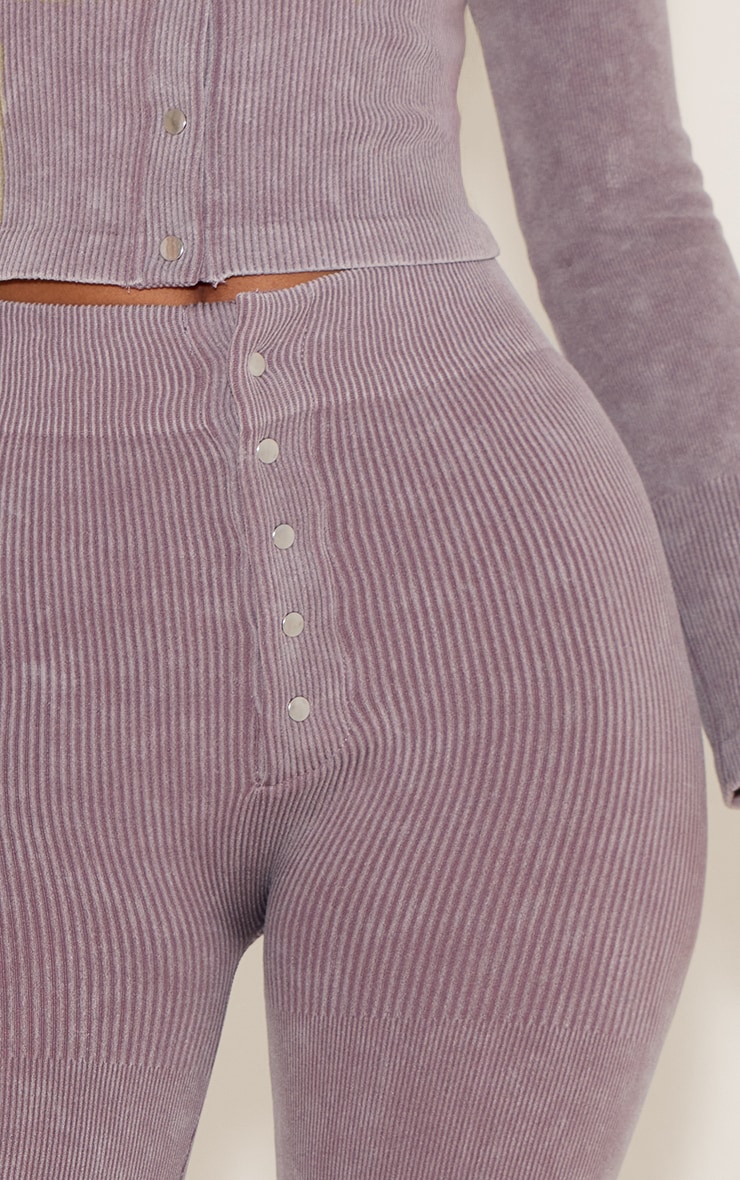 Petite Legging côtelé taupe délavé à contours et détail boutons image 4