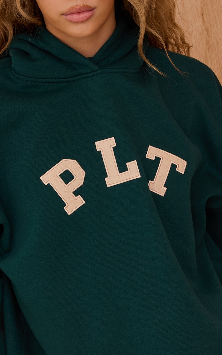 PRETTYLITTLETHING Hoodie oversize vert sapin à logo image 4