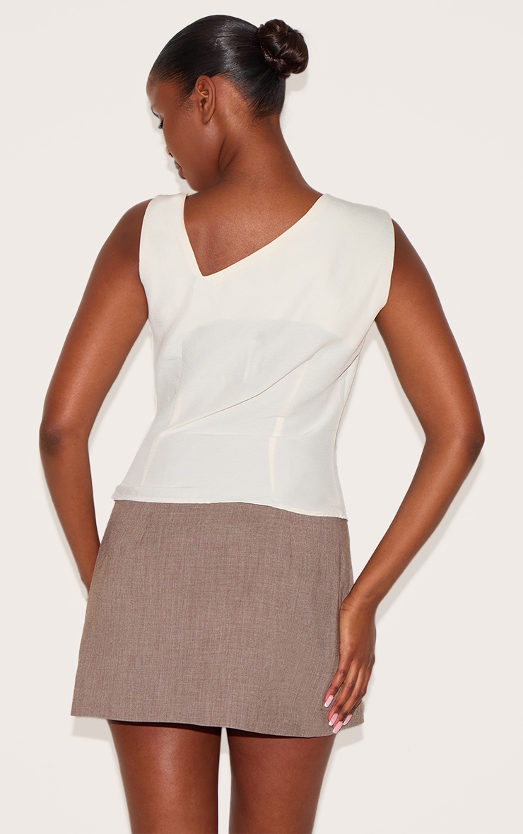 Gilet ajusté crème à détail asymétrique image 2