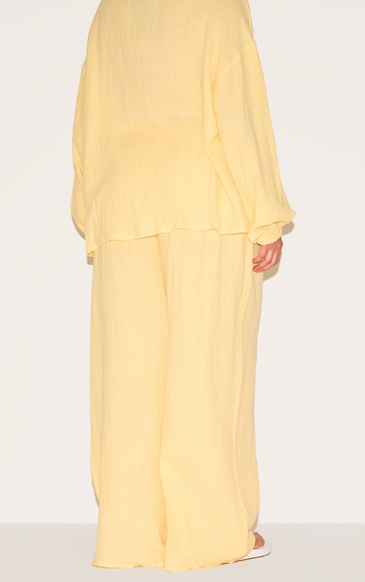 Plus Pantalon large citronné texturé en étamine image 3