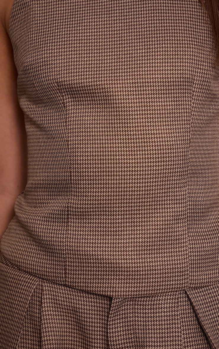 Brown Dogtooth Racer Neck Detail Top image 4