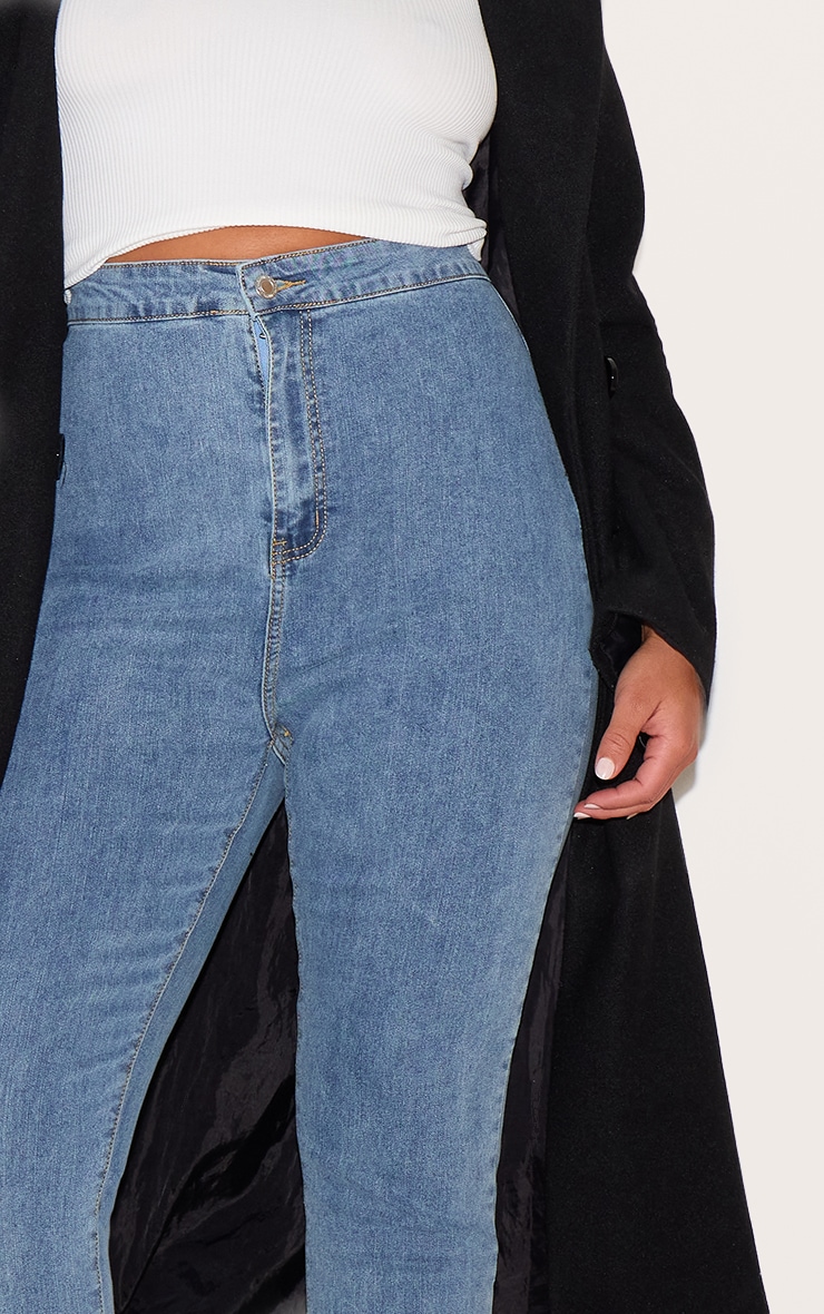PRETTYLITTLETHING Plus Vintage Wash Disco Skinny Jeans image 4
