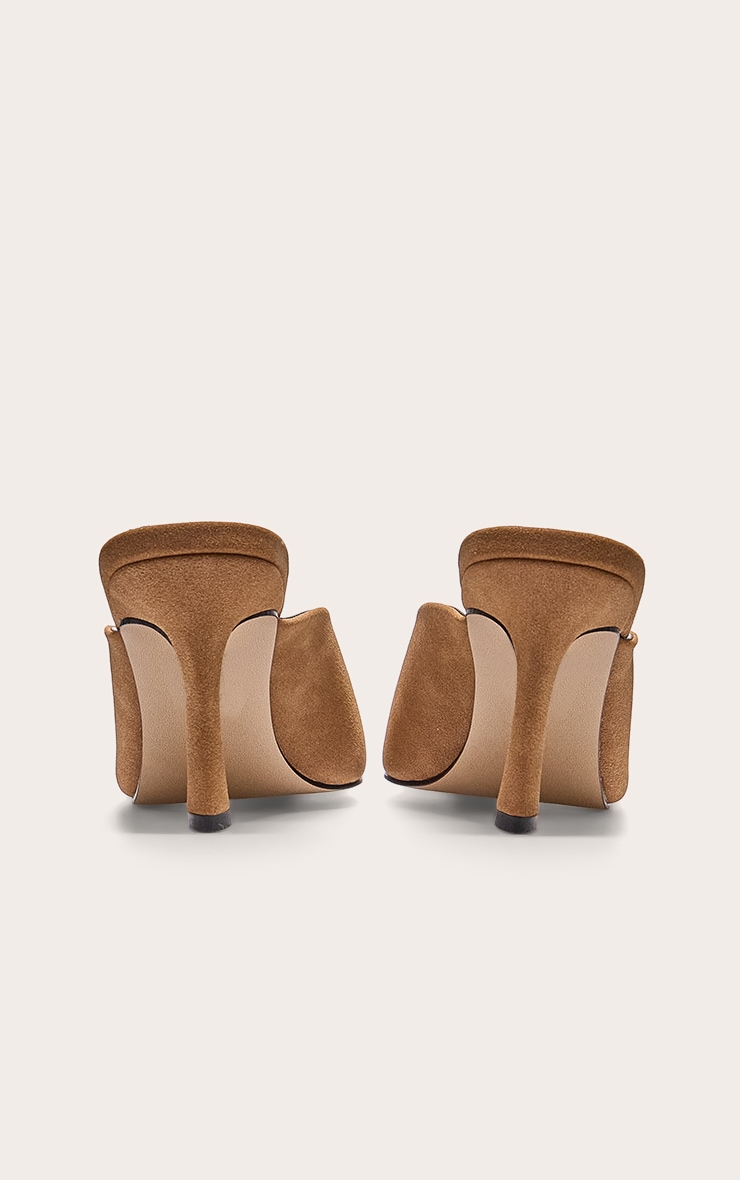 Mules pointues en suédine camel à talon et bout argenté image 3