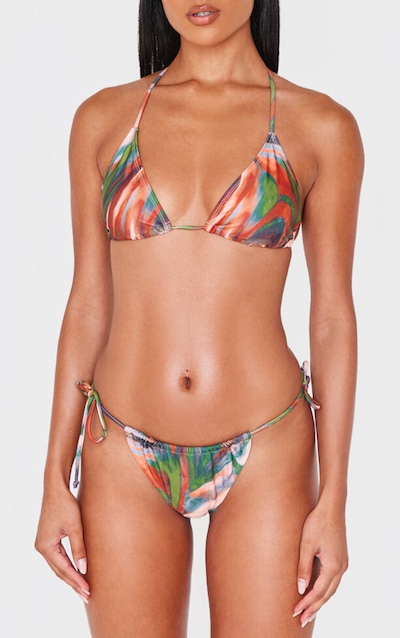 Bas de maillot de bain imprimé rouge noué sur les côtés à fronces