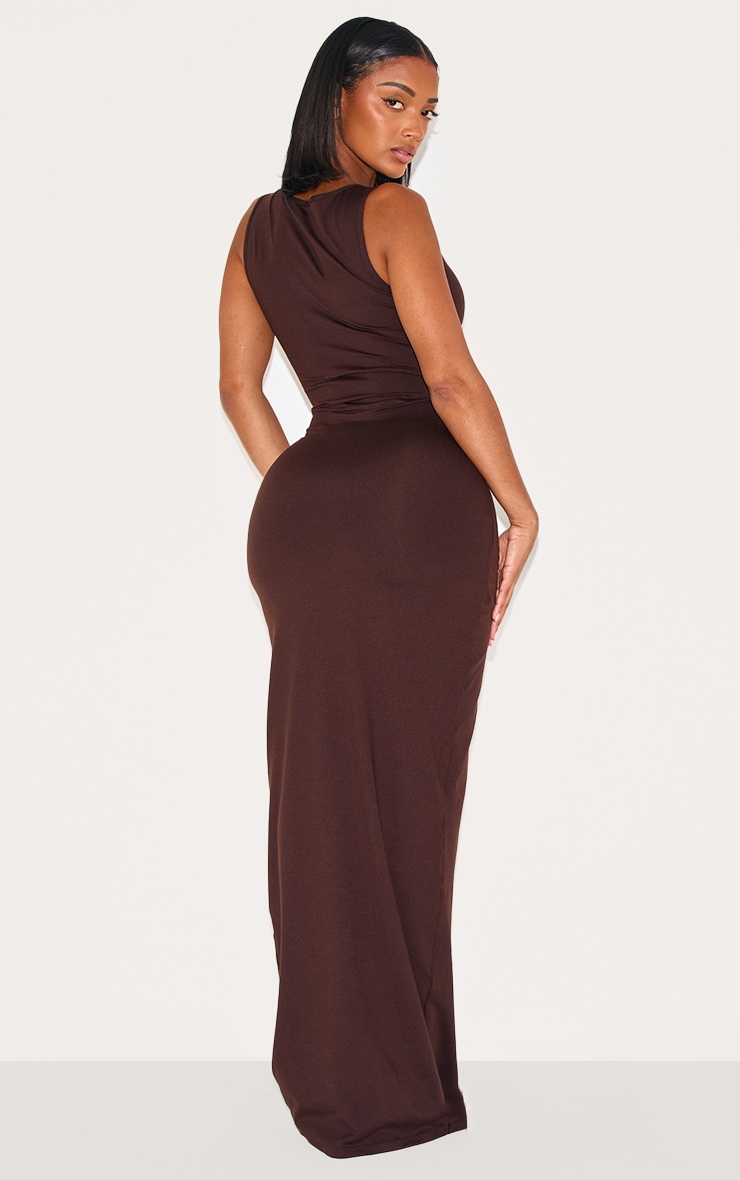 Shape Robe longue en Sculpt chocolat à col bateau et partie torsadée sur la taille image 2