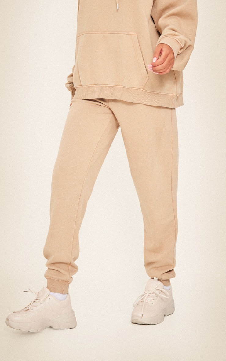 Camel shop cuffed joggers