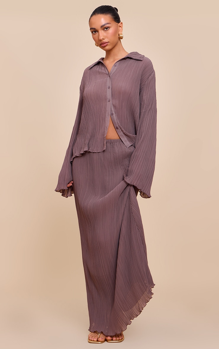 Chemise en mousseline de soie gris champignon transparente plissée image 3