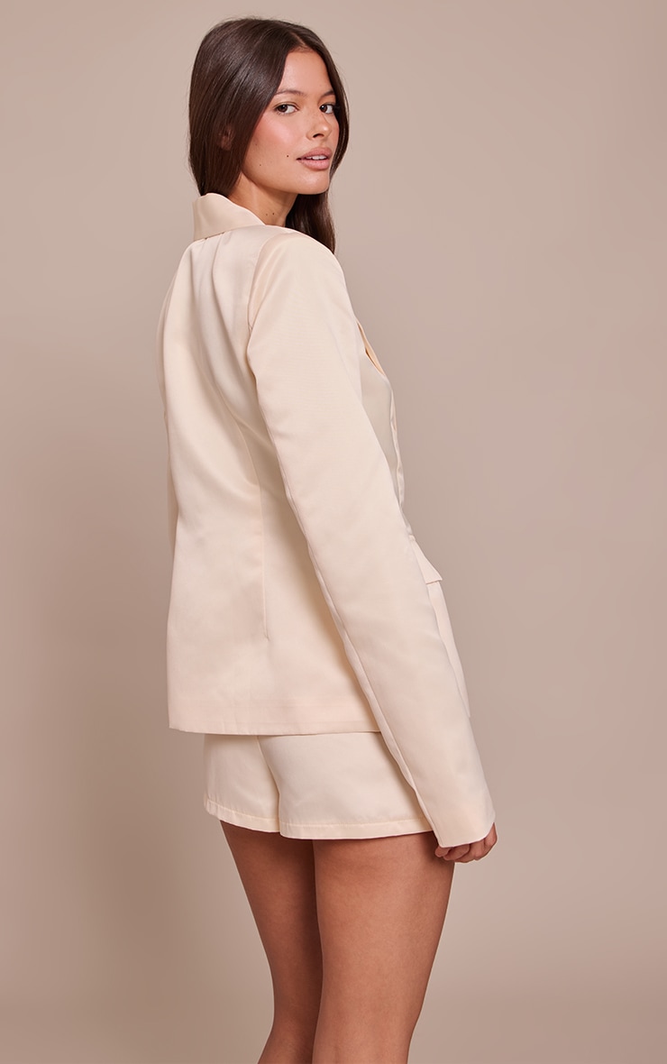 Blazer long satiné crème image 2