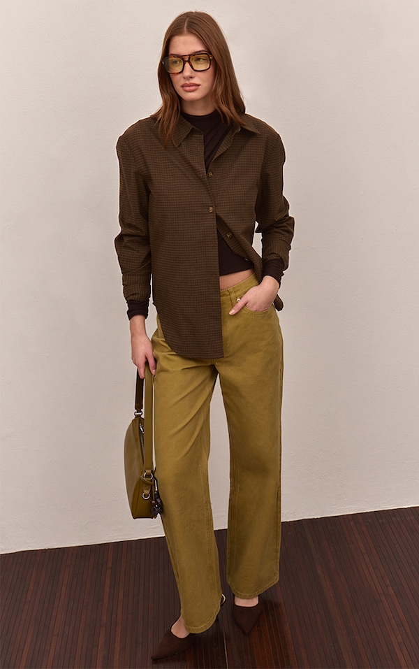 Jean droit olive à taille mi-haute