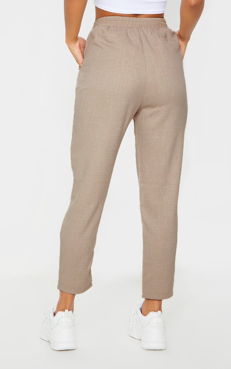 Diya trousers store