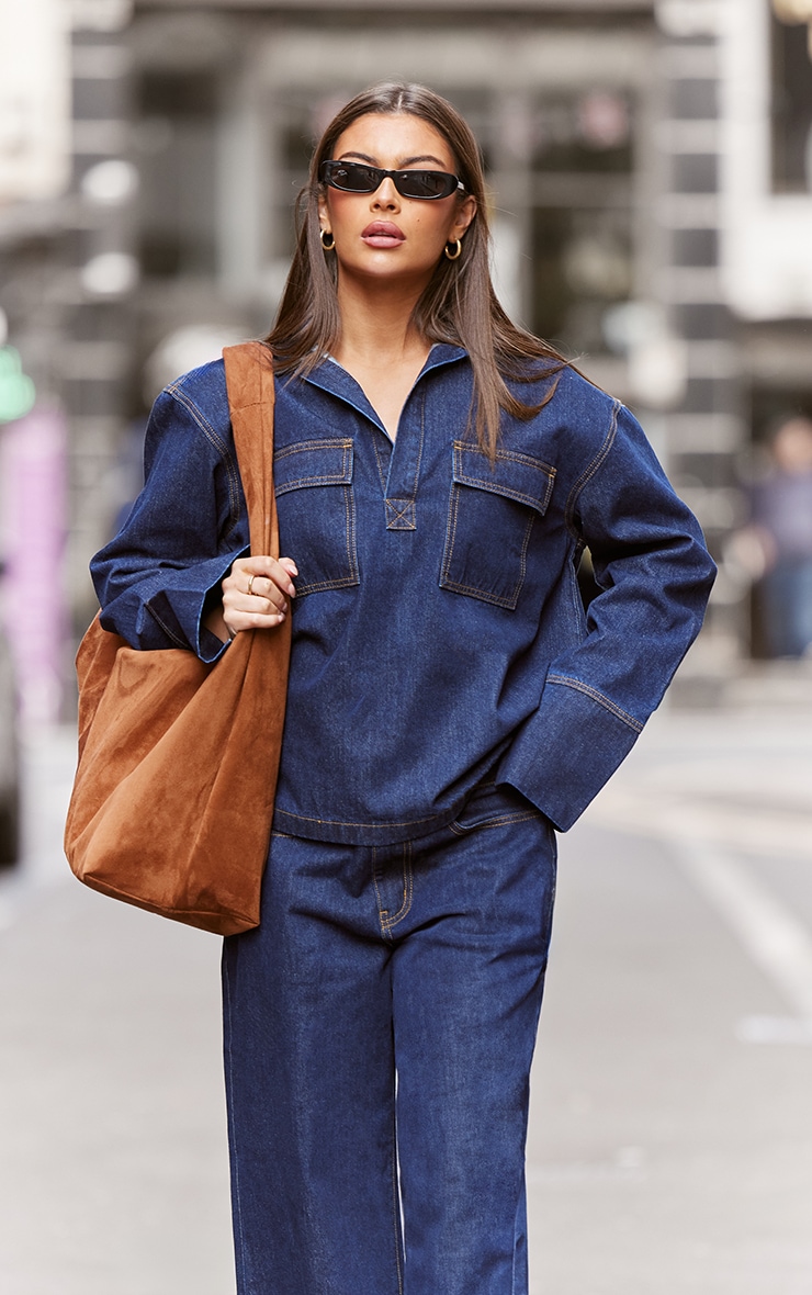 Chemise en jean indigo à col ajouré et poches image 4