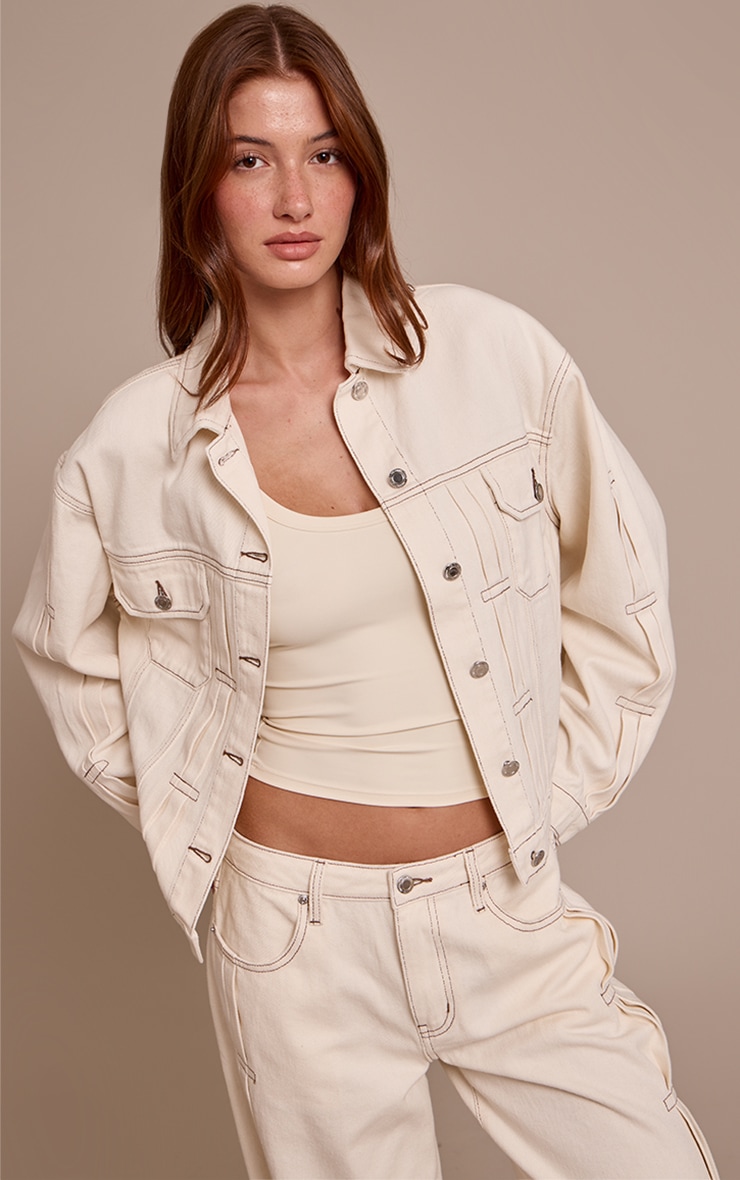 Veste en jean écru à épaules carrées et plissures image 1