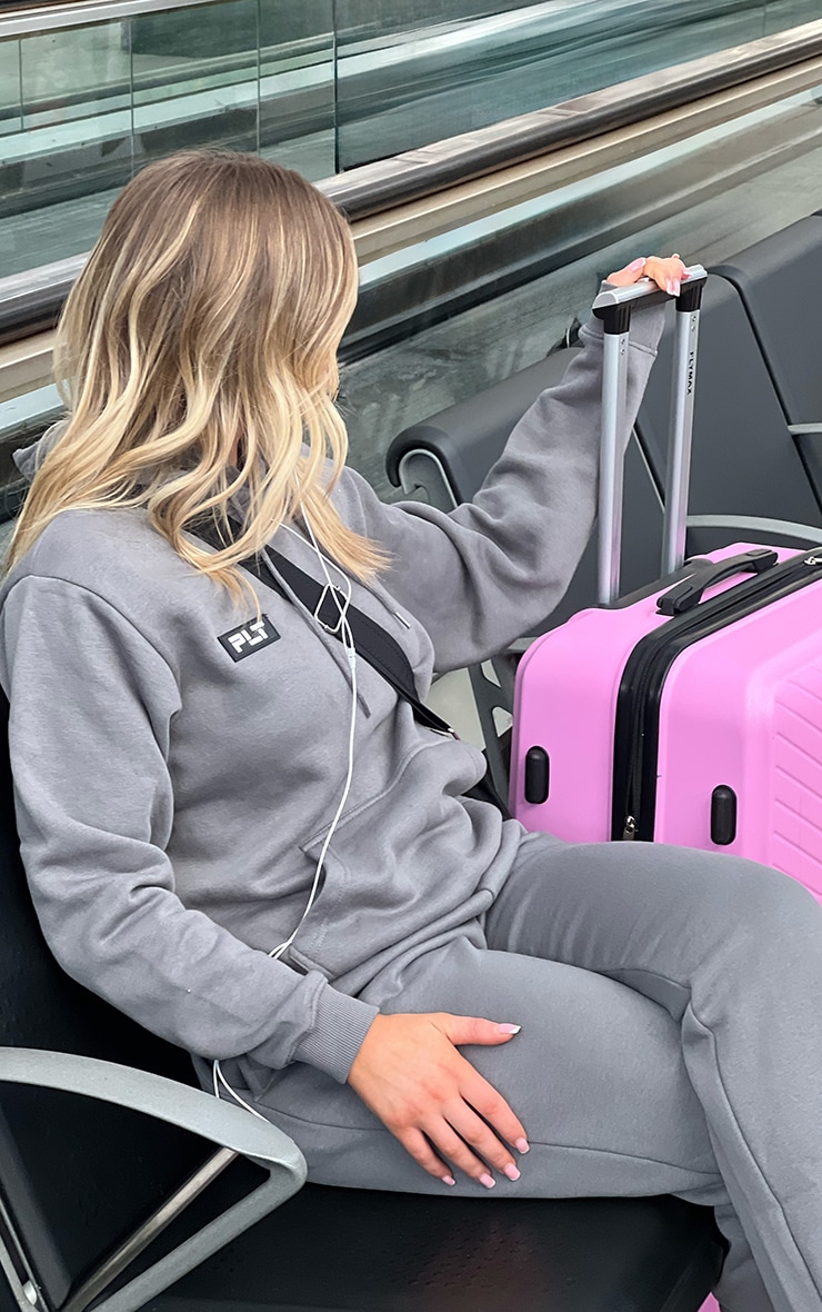 PRETTYLITTLETHING Hoodie oversize gris anthracite à badge logo image 4