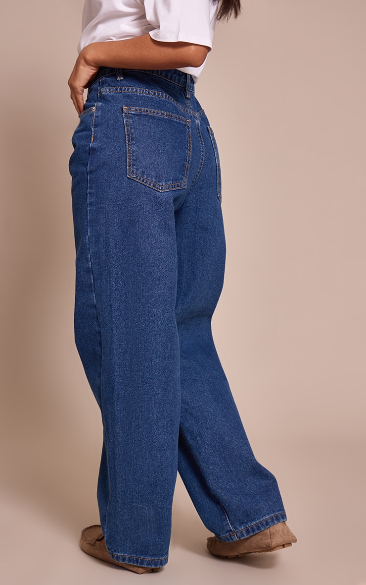 PRETTYLITTLETHING Petite Dark Blue High Waist Boyfriend Jean image 3