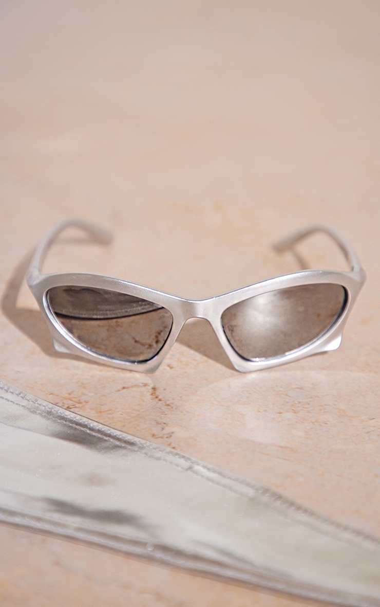 Silver Mirrored Spike Sporty Visor Sunglasses image 2