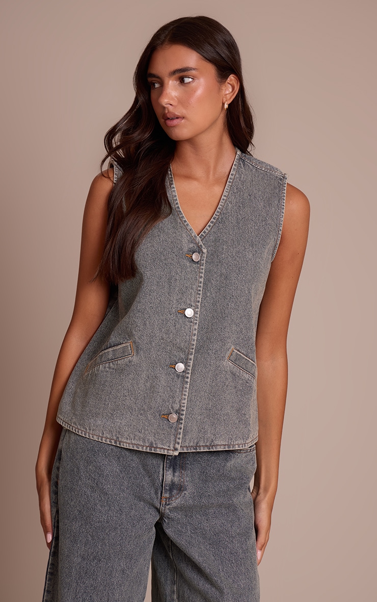 Gilet en jean vintage délavé sans manches à boutons image 4