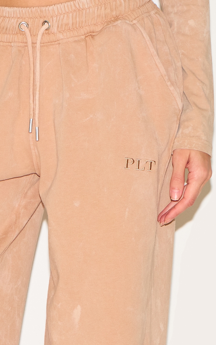 PRETTYLITTLETHING Sand Washed Low Rise Oversized Wide Leg Sweatpants image 4