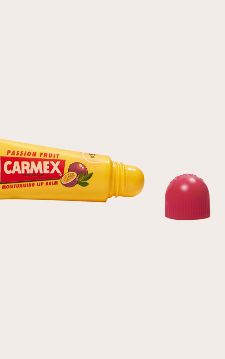 Carmex SPF15 Passionfruit Lip Balm Tube image 3