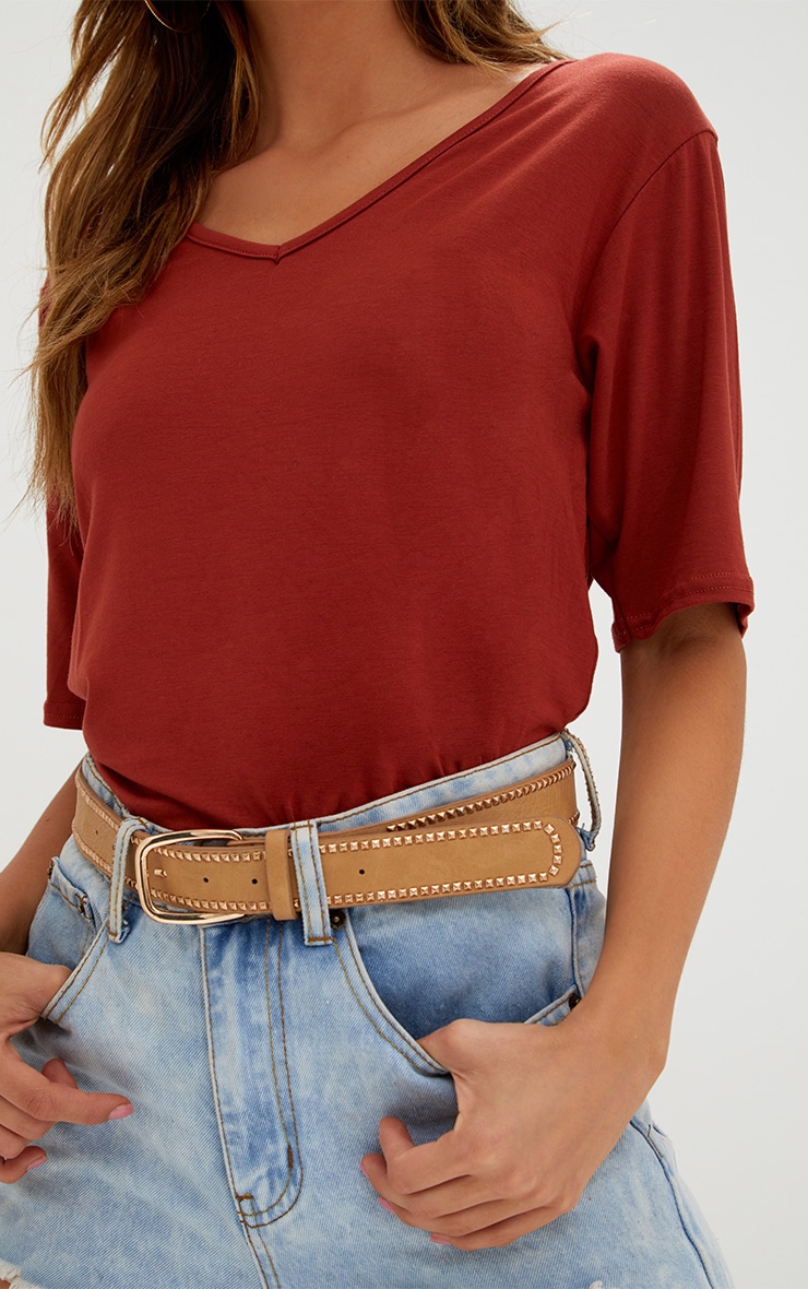 Burnt Orange Basic V Neck T Shirt. Tops PrettyLittleThing