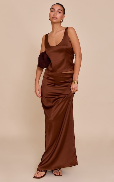 Jupe longue satinée chocolat taille mi-haute