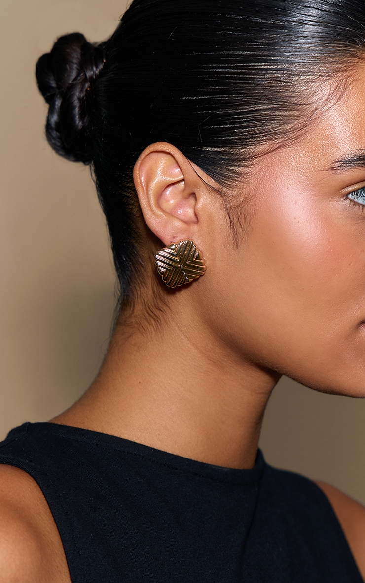 Gold Diamond Ridge Cushion Stud Earrings image 1
