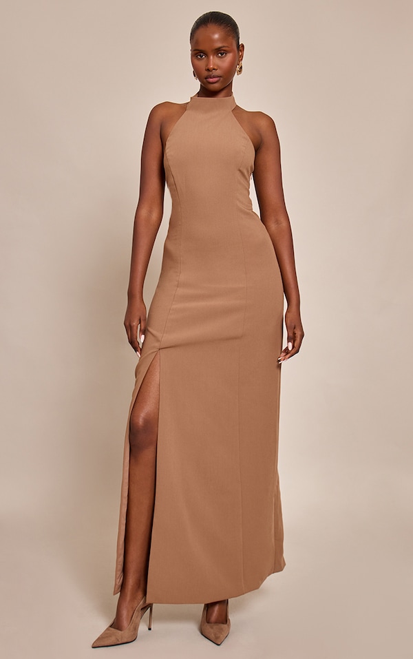 Robe longue de tailleur taupe sans manches
