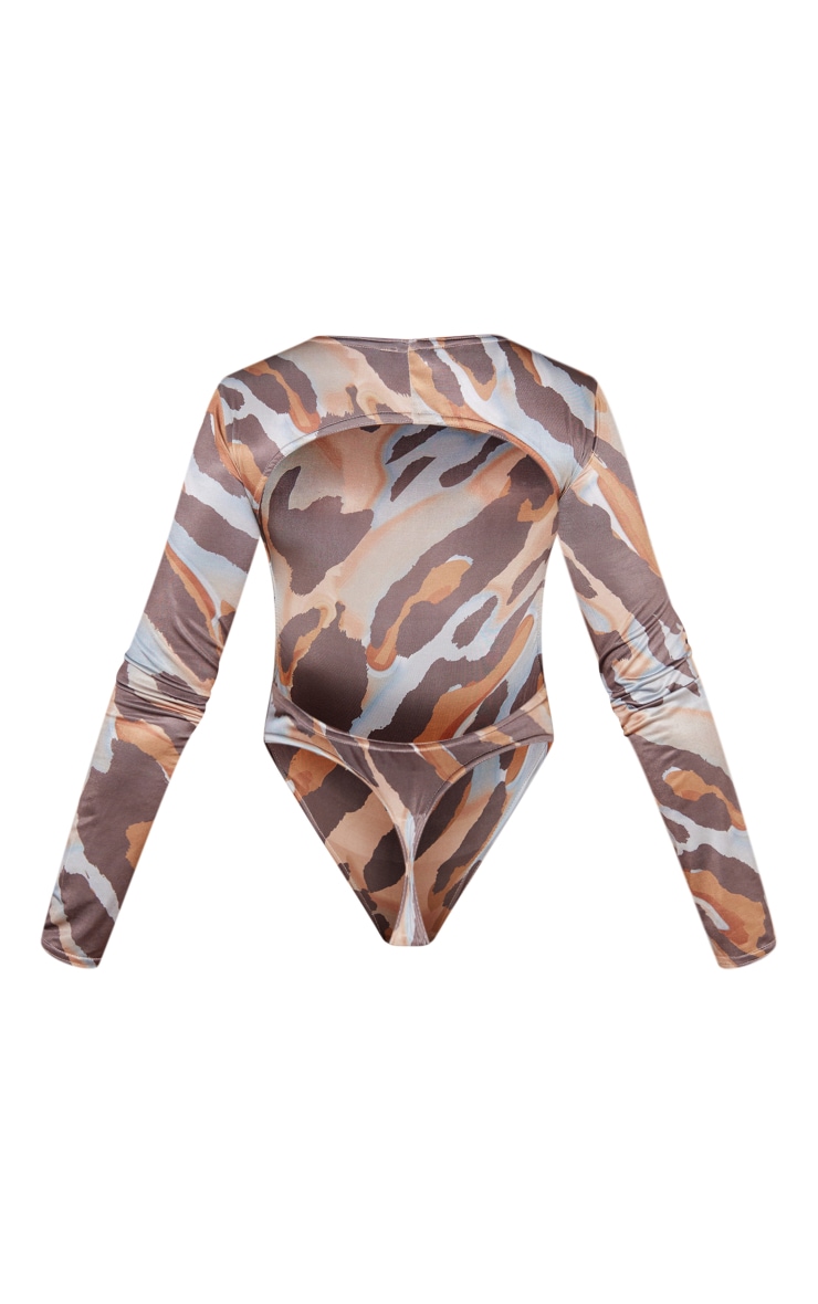 Brown Slinky Leopard Printed Cut Out Back Bodysuit image 2