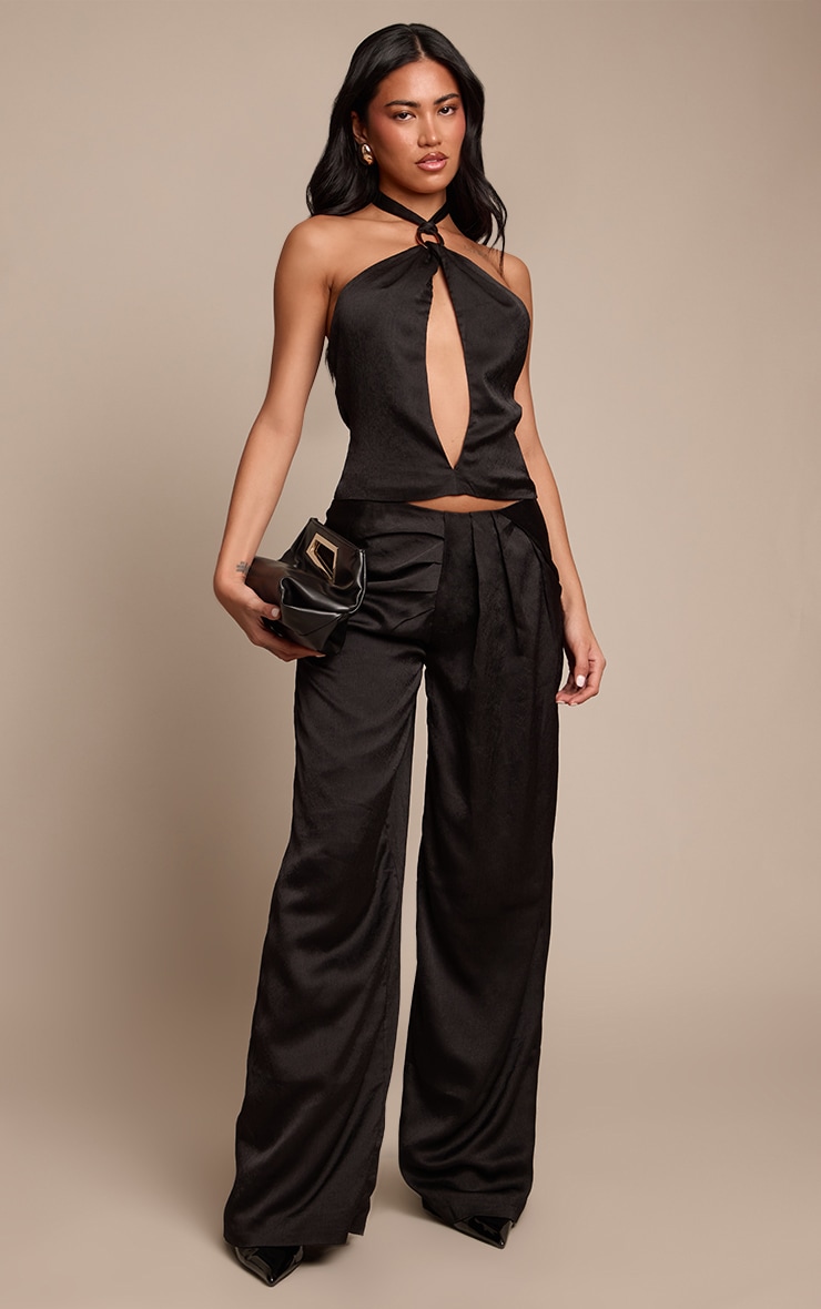 Pantalon large satiné martelé noir à plissures image 1