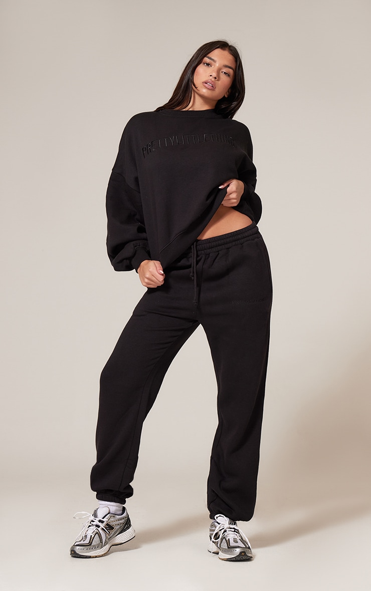PRETTYLITTLETHING Black Oversized Embroidered Cuffed Sweatpants image 2