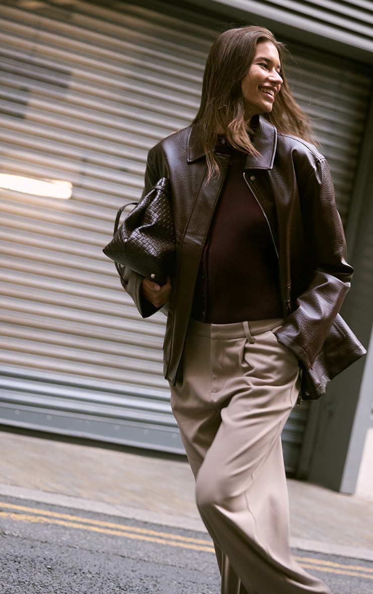 Veste oversized en PU couleur chocolat image 3