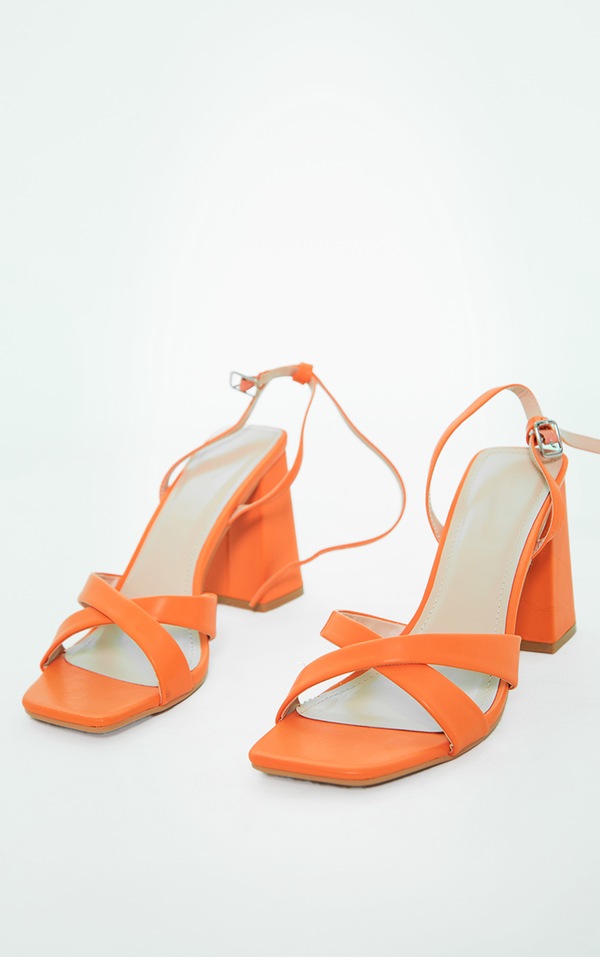 Chaussures Oranges À Talons Carré Et Brides Croisées PrettyLittleThing FR