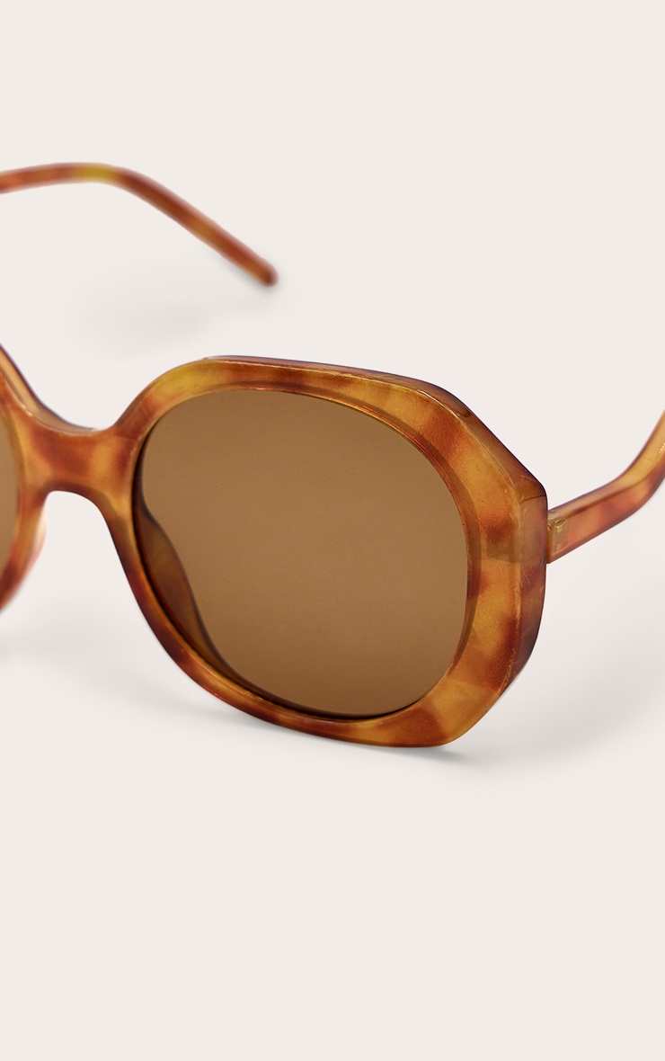 Brown Marble Effect Square Angled Frame Sunglasses image 3