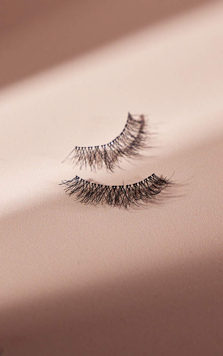 Ardell Naked Lashes 420 image 2